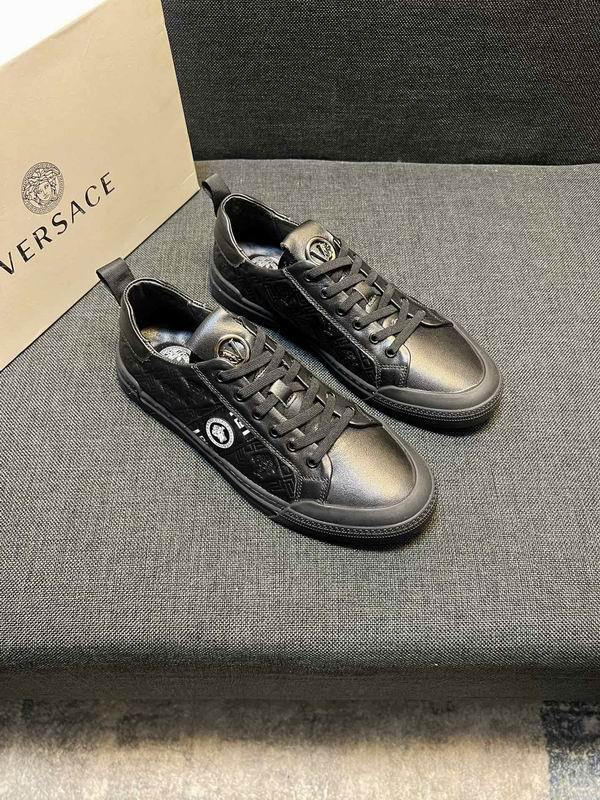 Versace Men's Shoes 667